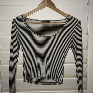 Brandy Melville long sleeve tee